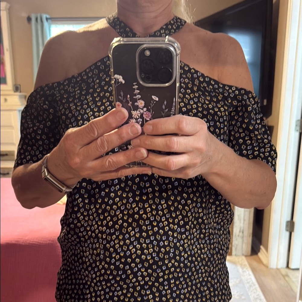 Women's Off-Shoulder Black and Yellow Top
